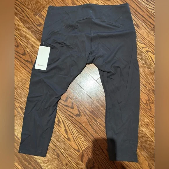 Lululemon InStill HR Tight - Picture 2 of 4